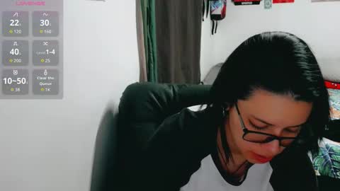 dani y jocelyn online show from October 29, 8:00 pm