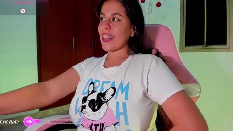 Snapshot of daniabet chatting on December 5, 7:38 pm valentina online show from December 5, 7:38 pm