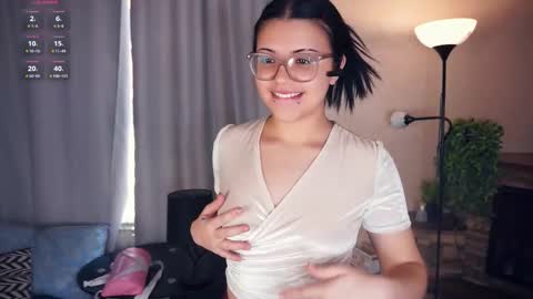 Venice online show from October 14, 4:48 am