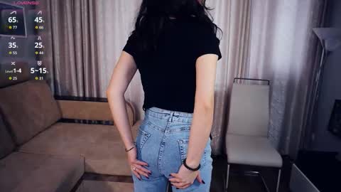 Hey boys and girls Im Bella but you can just call me bb joke D  Make yourself comfortable and enjoy my show  online show from September 24, 8:13 am