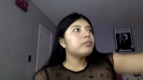 daniela123335228 online show from February 6, 7:28 pm