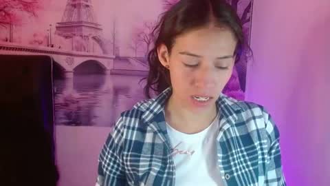 danielarivasth online show from March 9, 6:39 am