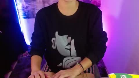 danielarivasth online show from February 26, 6:08 am