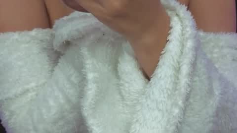 daniela_rivasthl online show from January 8, 5:00 am