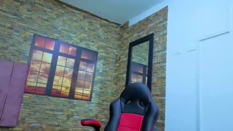 lorena online show from December 18, 2:27 am