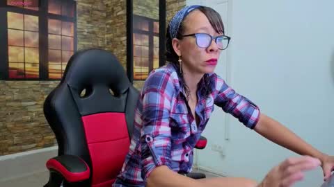 Snapshot of daniela_xue chatting on September 30, 12:49 am lorena online show from September 30, 12:49 am