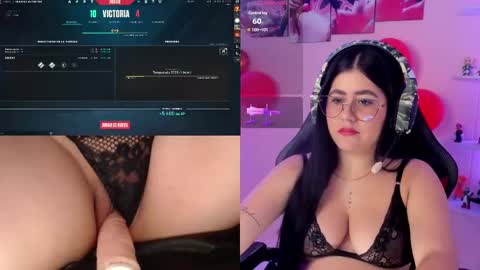 Snapshot of danielamendez__ chatting on February 11, 1:30 pm Dani online show from February 11, 1:30 pm