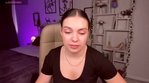 Daniella online show from September 15, 10:45 am