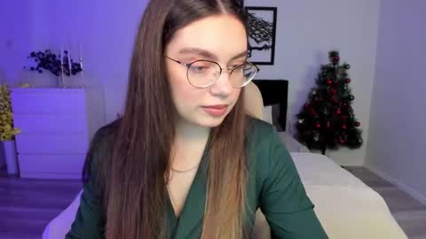 Daniella online show from December 17, 11:17 am