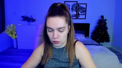 Daniella online show from January 19, 9:01 am