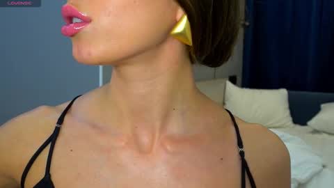 Danielle online show from November 30, 11:09 pm