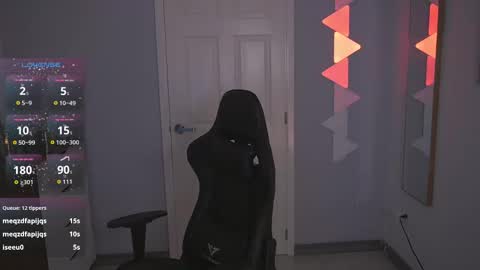 Snapshot of danikadillan chatting on October 22, 3:00 am Hi my name is Anna. Please say hello I like to chat with you. If u have request use Tip option .Thank you online show from October 22, 3:00 am