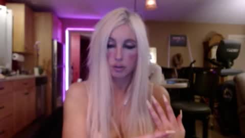 DanikaWhite69 online show from February 5, 4:06 am