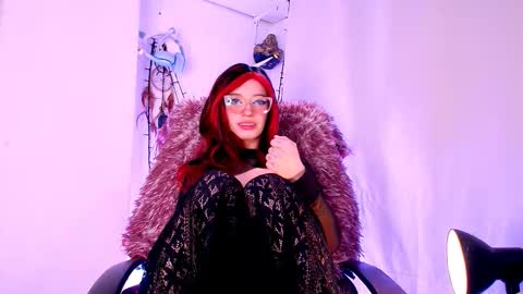 danita_veelz online show from October 17, 1:09 am