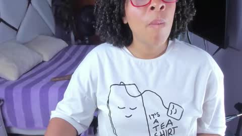 Snapshot of danna_berry chatting on October 8, 5:06 pm DannaBerry online show from October 8, 5:06 pm