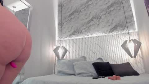 danna_caramelo_ online show from February 8, 7:38 pm