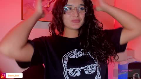 Snapshot of danna_lovs chatting on December 10, 2:28 pm Danna Lovs online show from December 10, 2:28 pm