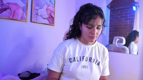 Snapshot of danna_lovs chatting on February 25, 1:00 pm Danna Lovs online show from February 25, 1:00 pm
