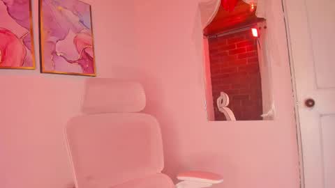 Snapshot of danna_lovs chatting on February 28, 11:25 am Danna Lovs online show from February 28, 11:25 am