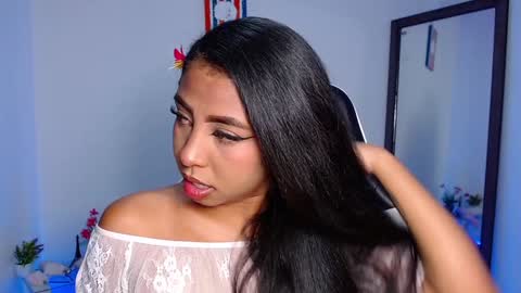 Danna online show from December 20, 11:47 pm