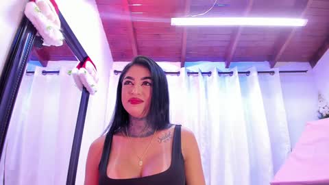 Danna Berlin  online show from December 2, 7:25 pm