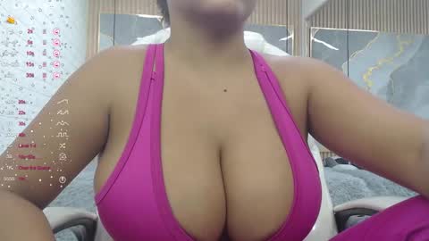 danna online show from October 10, 11:53 pm