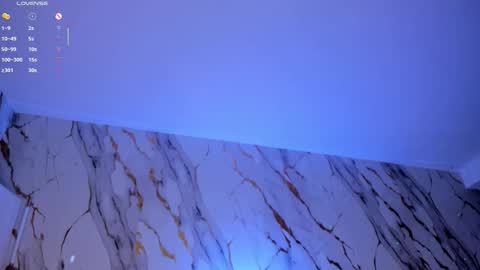 Danna Cruz  online show from January 10, 8:13 pm