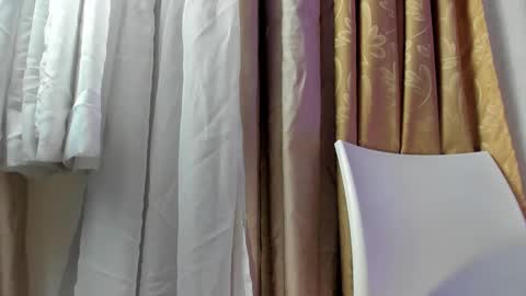 DannaHadid online show from February 13, 6:05 pm