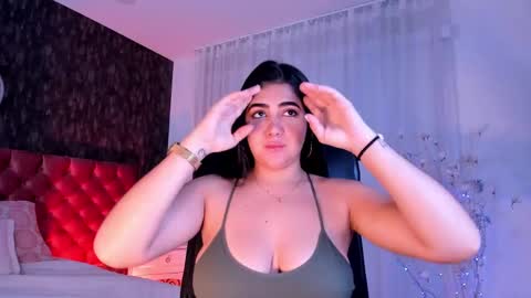 Danna online show from January 2, 2:02 pm