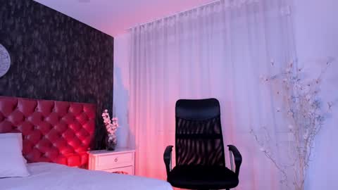 Danna online show from January 14, 2:43 pm
