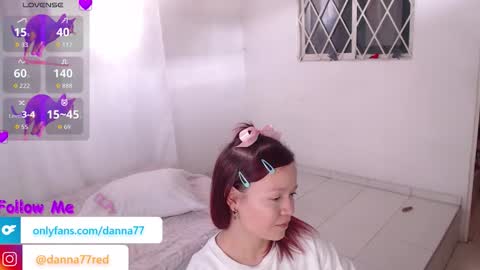 Danna online show from October 31, 3:38 pm