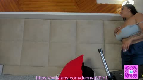 Danny online show from December 3, 4:24 am