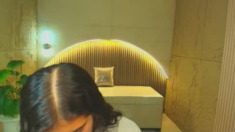 Dany online show from December 16, 1:06 pm