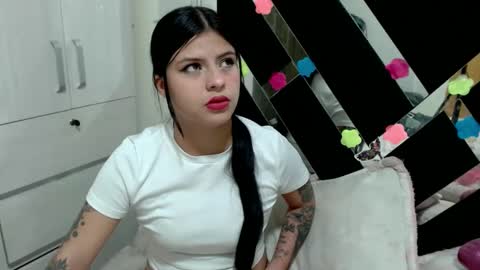 Snapshot of daphne877046 chatting on October 14, 5:26 pm daphne877046 online show from October 14, 5:26 pm