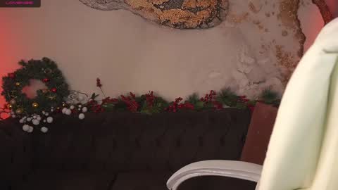 Agatha  online show from December 19, 9:16 pm