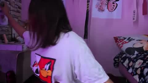 daphneandrade online show from February 14, 12:57 pm
