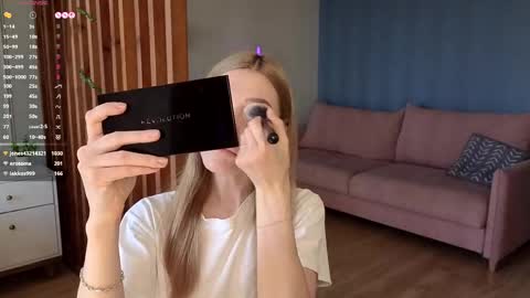 darilboom online show from April 9, 10:42 am