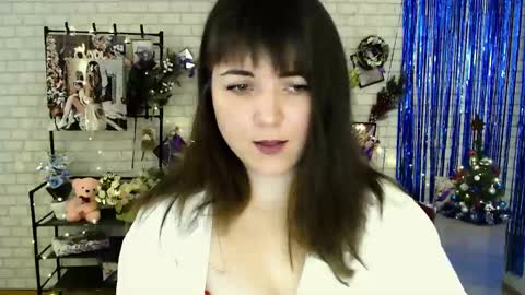 Snapshot of darina_m_ chatting on December 14, 5:51 am Darina online show from December 14, 5:51 am