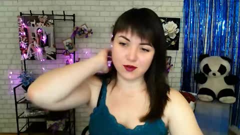 Snapshot of darina_m_ chatting on January 28, 5:32 am Darina online show from January 28, 5:32 am