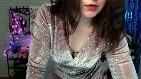 Snapshot of darina_m_ chatting on March 8, 5:58 am Darina online show from March 8, 5:58 am