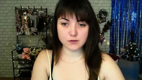 Snapshot of darina_m_ chatting on December 28, 5:55 am Darina online show from December 28, 5:55 am