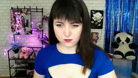 Snapshot of darina_m_ chatting on January 29, 6:01 am Darina online show from January 29, 6:01 am