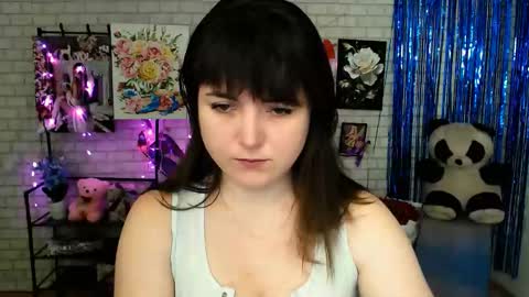 Snapshot of darina_m_ chatting on February 21, 5:46 am Darina online show from February 21, 5:46 am
