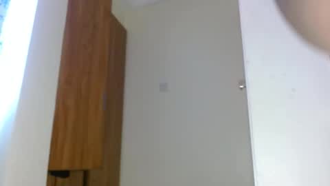 Snapshot of dark_chocolate0 chatting on February 11, 9:20 am becky online show from February 11, 9:20 am