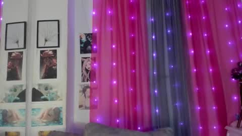 dark_flama online show from October 31, 5:39 pm