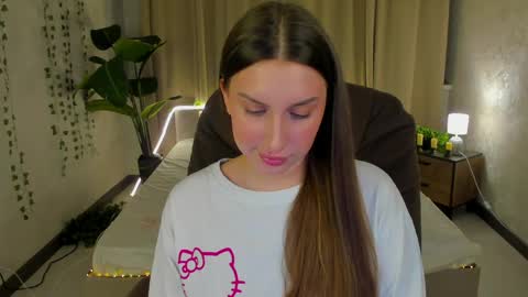 Celine online show from March 19, 4:28 am