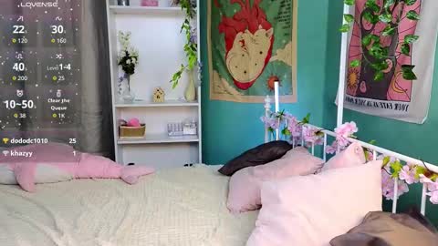 Vamp  online show from October 14, 5:15 pm