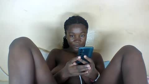 darkcaramel1 online show from July 13, 7:53 am