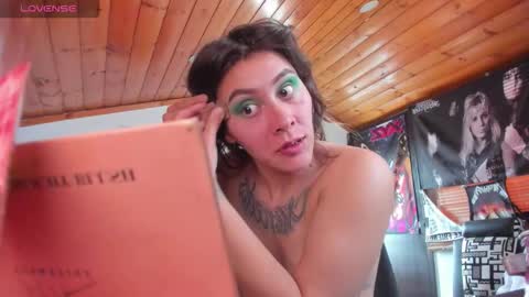 Snapshot of darkness_joones chatting on October 31, 6:23 pm Darkness online show from October 31, 6:23 pm