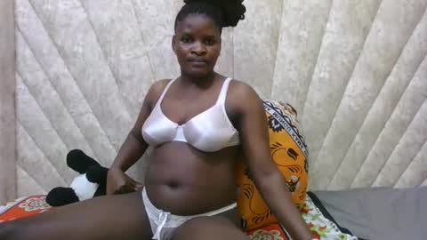 SHANICE online show from October 15, 7:38 pm